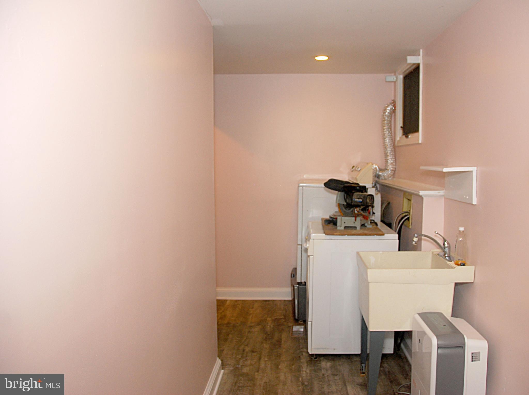 121 Chesterville Road Landenberg, PA 19350 - Photo 21 of 35 a room with a sink and cabinets