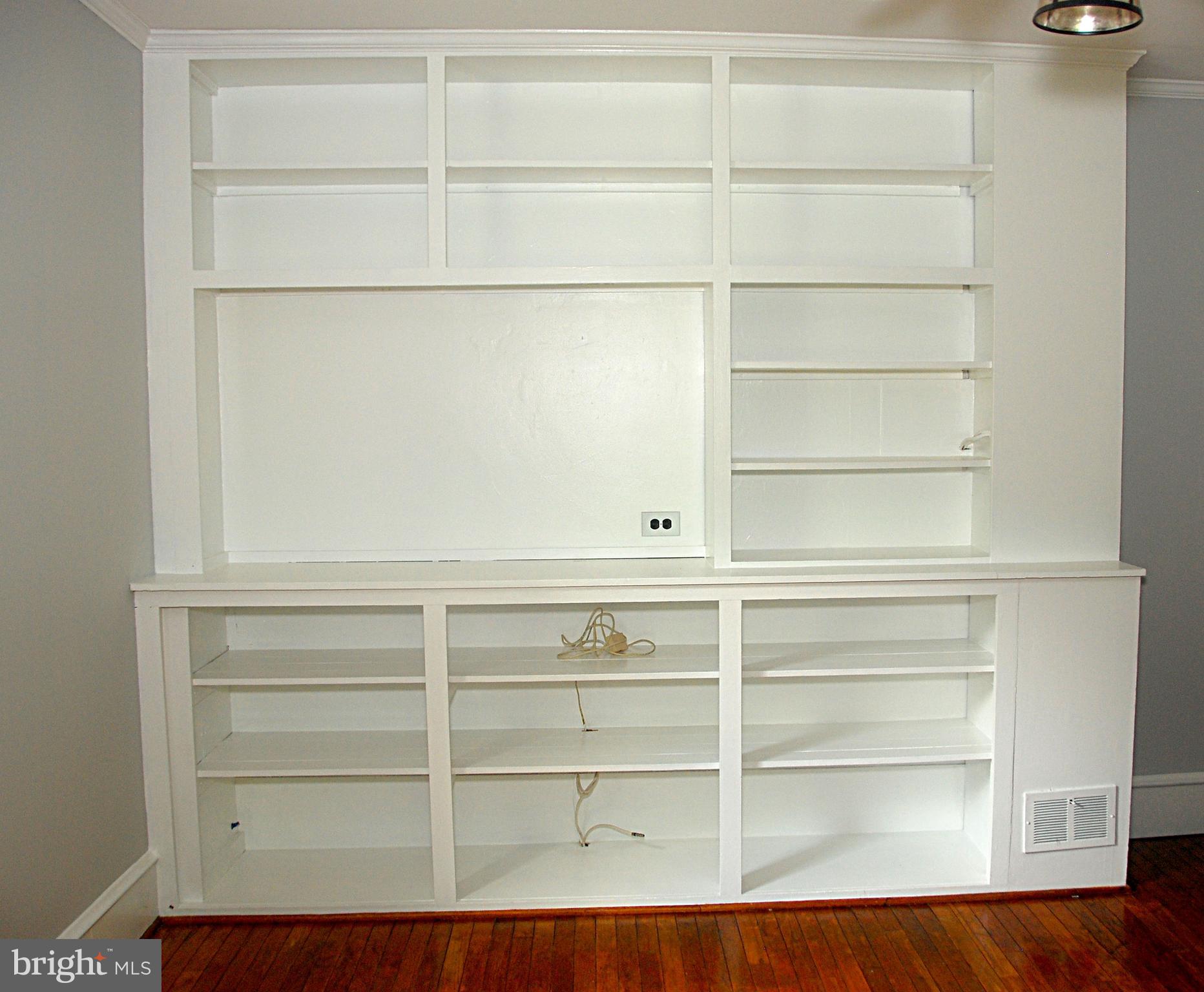 121 Chesterville Road Landenberg, PA 19350 - Photo 25 of 35 a view of an empty walk in closet