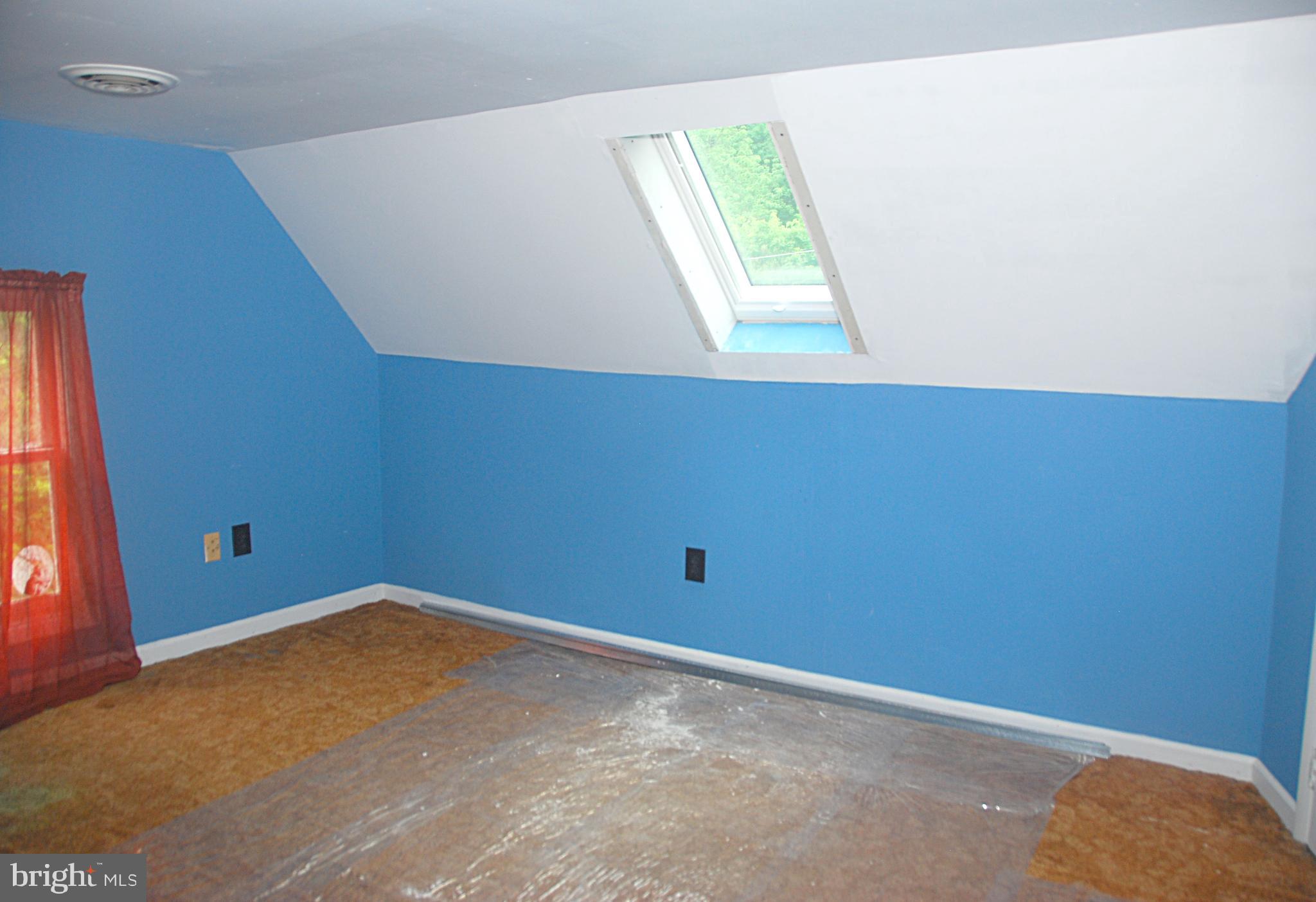 121 Chesterville Road Landenberg, PA 19350 - Photo 33 of 35 an empty room with windows