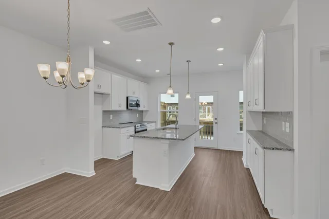 $305,750 | 129 Rosebush Lane, Lebanon, TN 37087