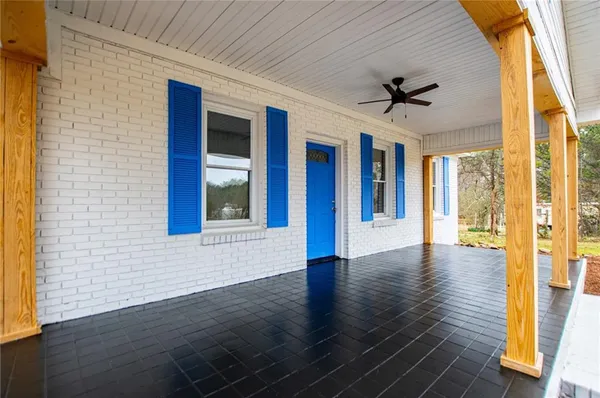 a view of an entryway of a house