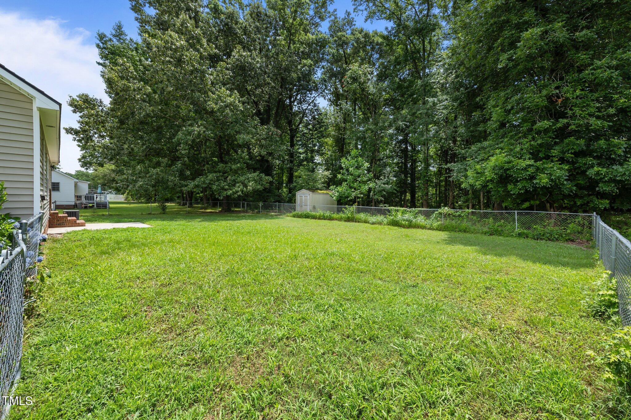 161 Bridgewater Drive Erwin, NC 28339 - Photo 18 of 26 33-web-or-mls-IMG_7155