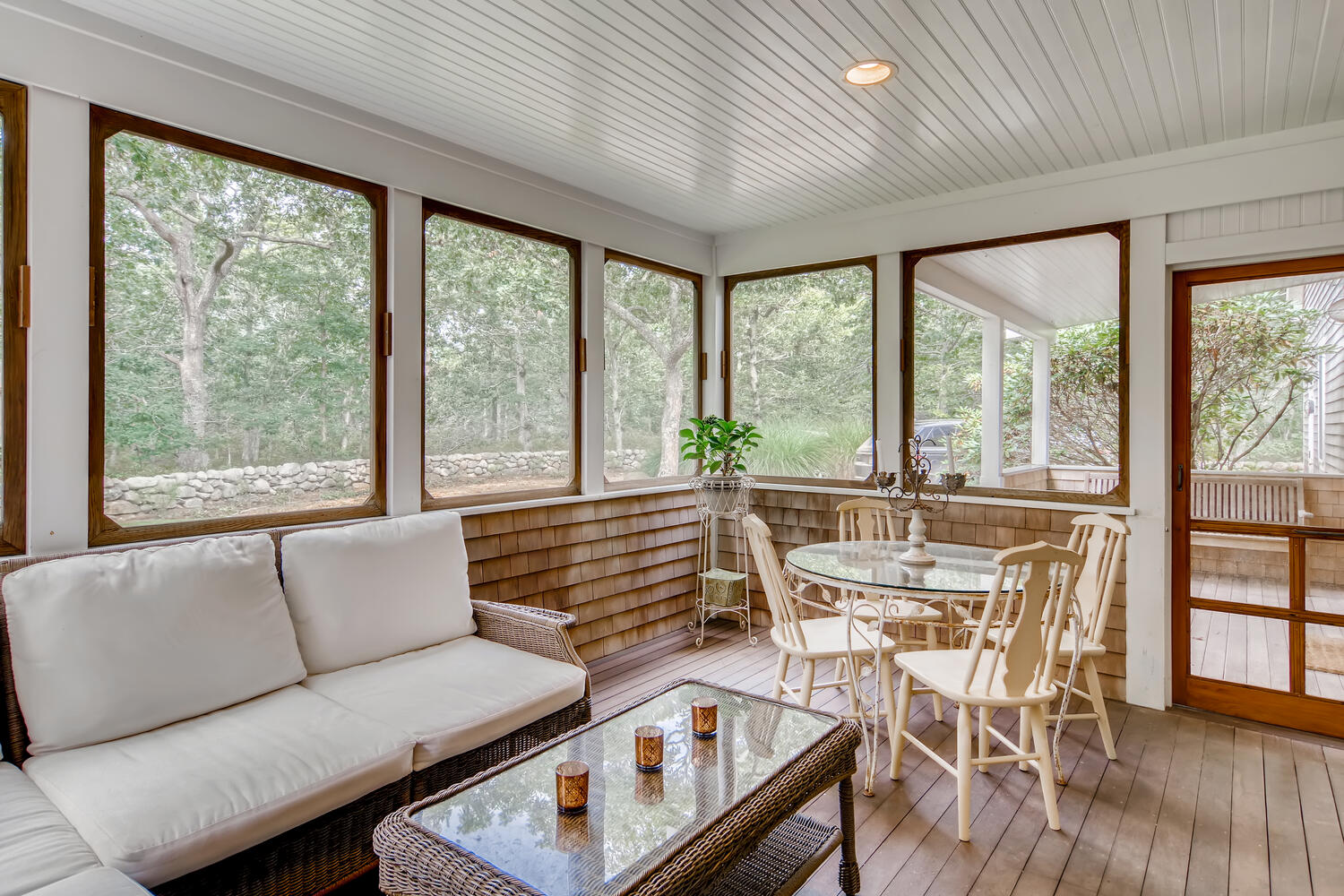 6 Post Oak Road Chilmark, MA 02535 - Photo 15 of 39 Gallery Image 15