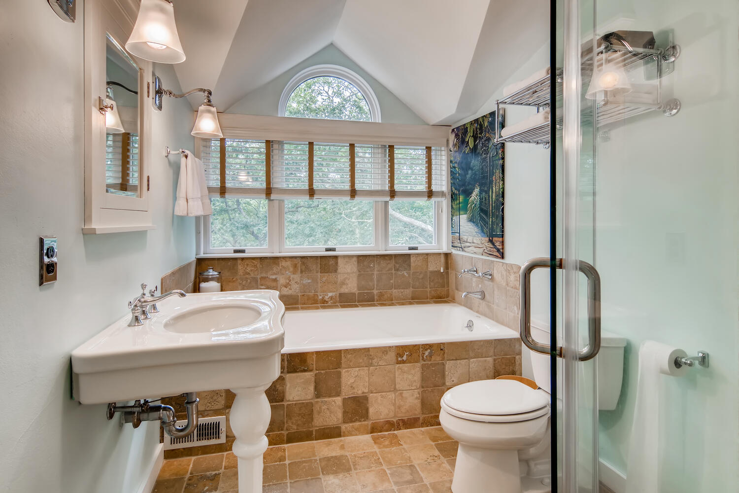 6 Post Oak Road Chilmark, MA 02535 - Photo 16 of 39 Gallery Image 16
