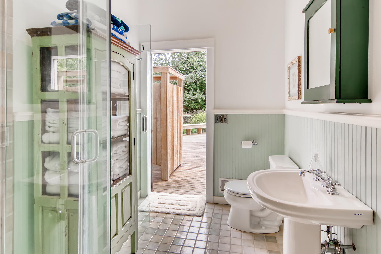 6 Post Oak Road Chilmark, MA 02535 - Photo 37 of 39 Gallery Image 37
