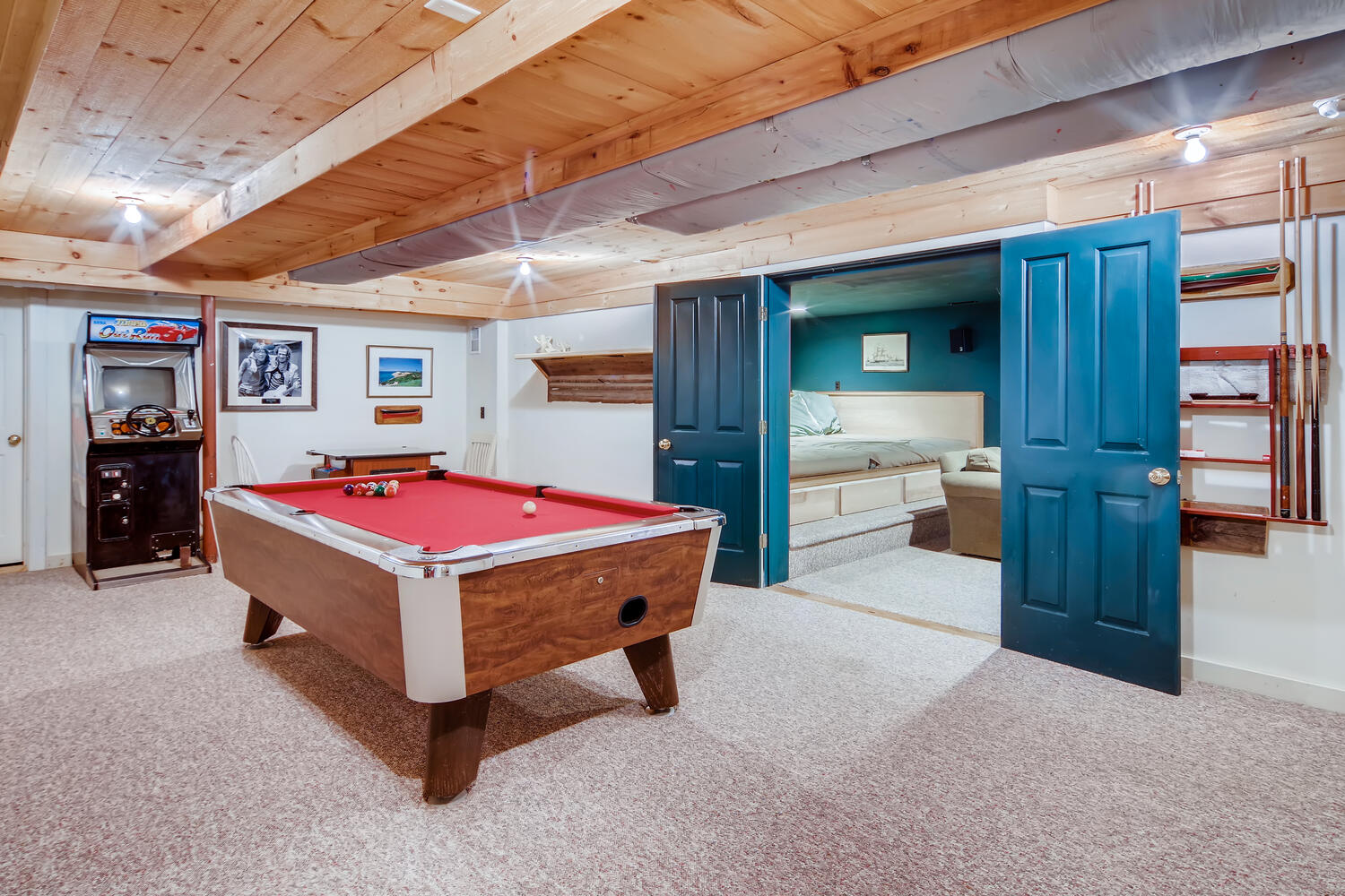 6 Post Oak Road Chilmark, MA 02535 - Photo 38 of 39 Gallery Image 38