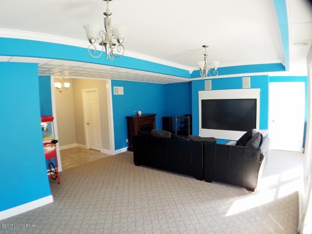 7125 Lawrenceburg Road Bloomfield, KY 40008 - Photo 46 of 50 49