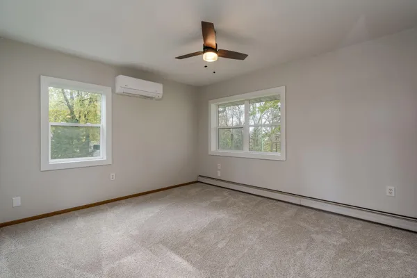 $325,000 | 34365 Old Highway 13, Waseca, MN 56093