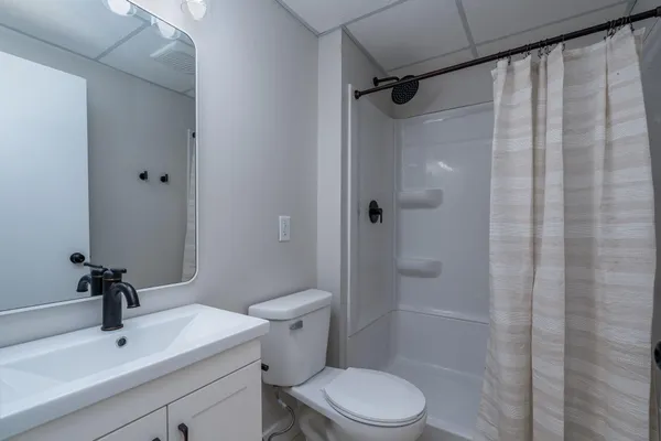 $325,000 | 34365 Old Highway 13, Waseca, MN 56093