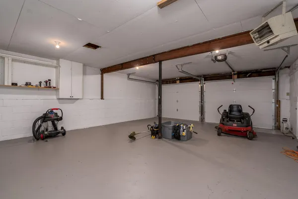 $325,000 | 34365 Old Highway 13, Waseca, MN 56093