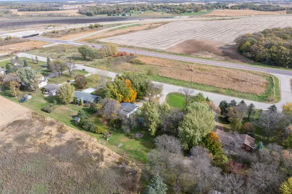 $325,000 | 34365 Old Highway 13, Waseca, MN 56093