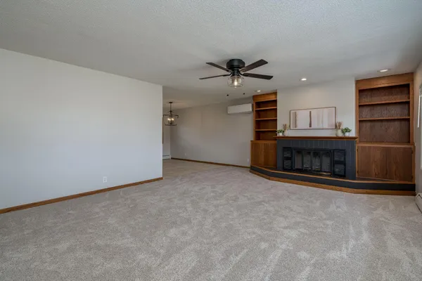 $325,000 | 34365 Old Highway 13, Waseca, MN 56093