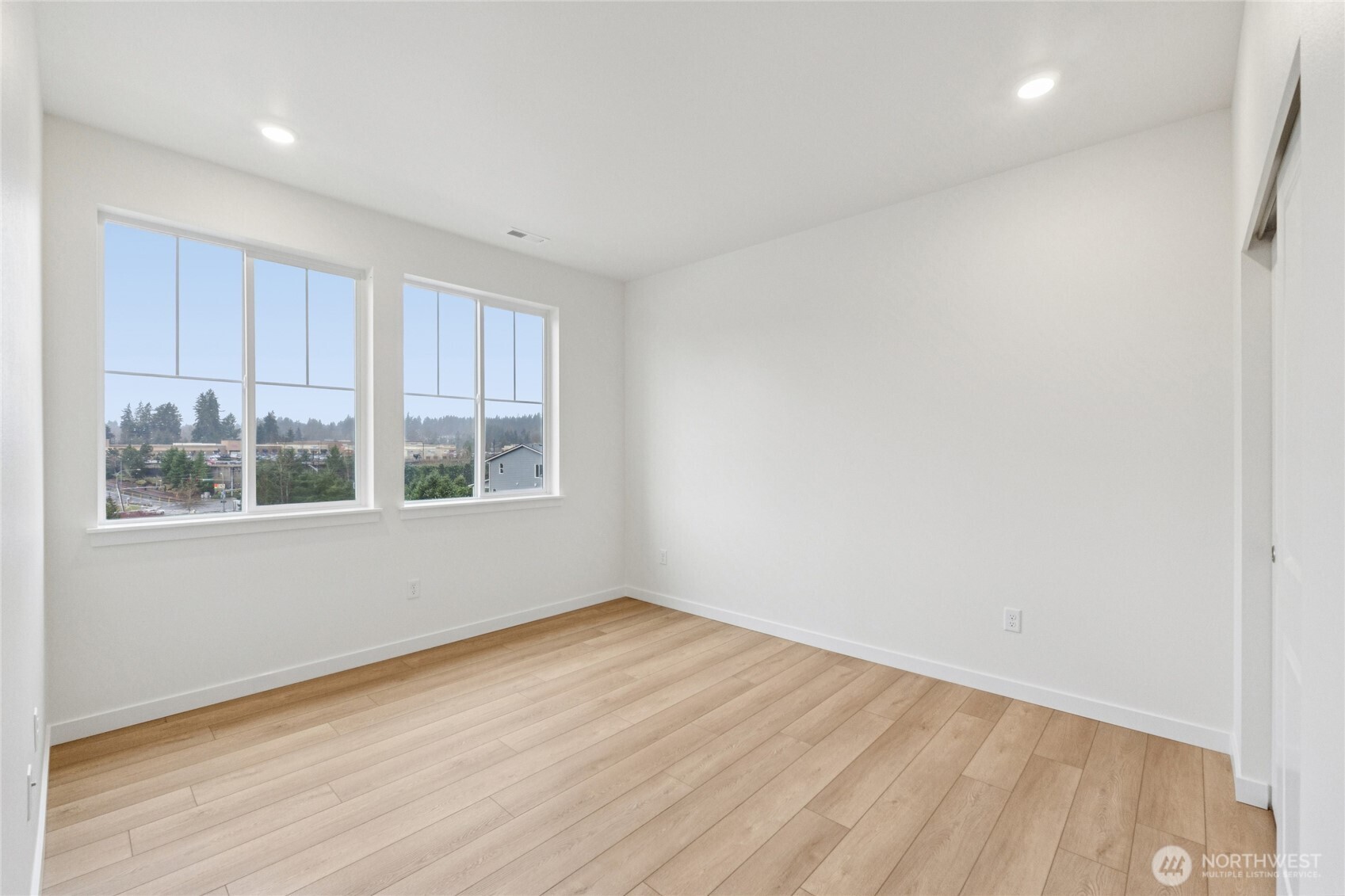 24237 13 Avenue Southeast, Unit CR25 Bothell, WA 98021 - Photo 6 of 21
