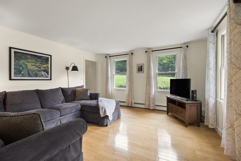 6 Uplands Road Littleton, MA 01460 - Photo 12 of 42