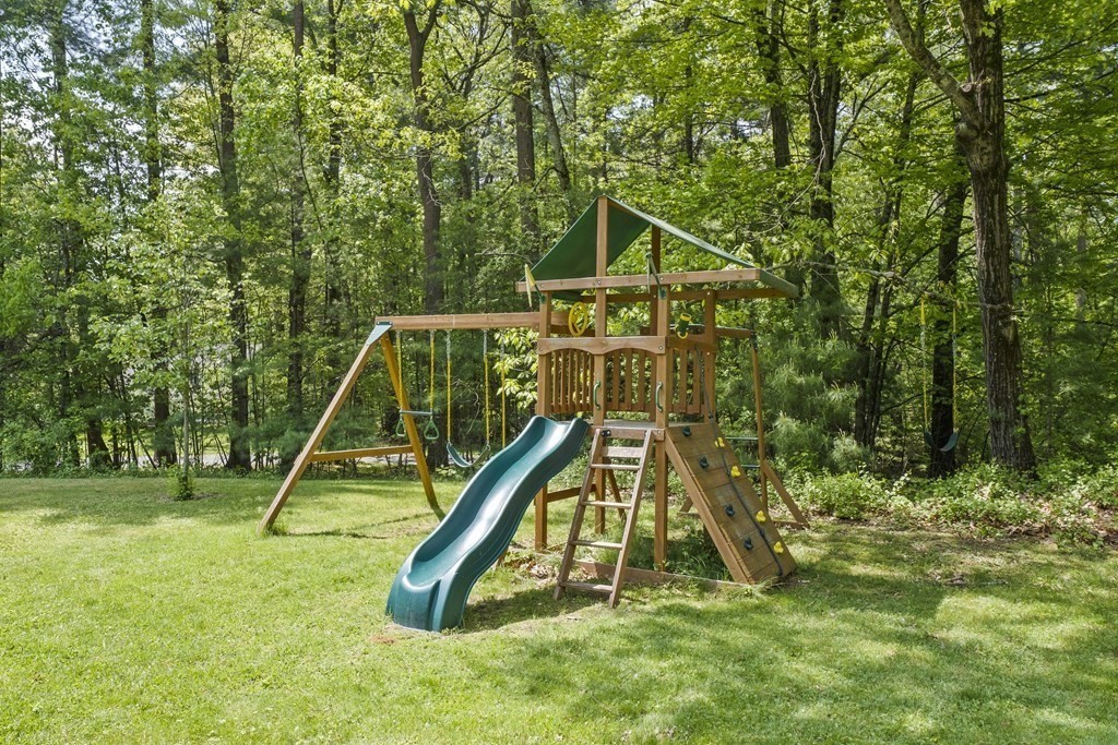 6 Uplands Road Littleton, MA 01460 - Photo 7 of 42