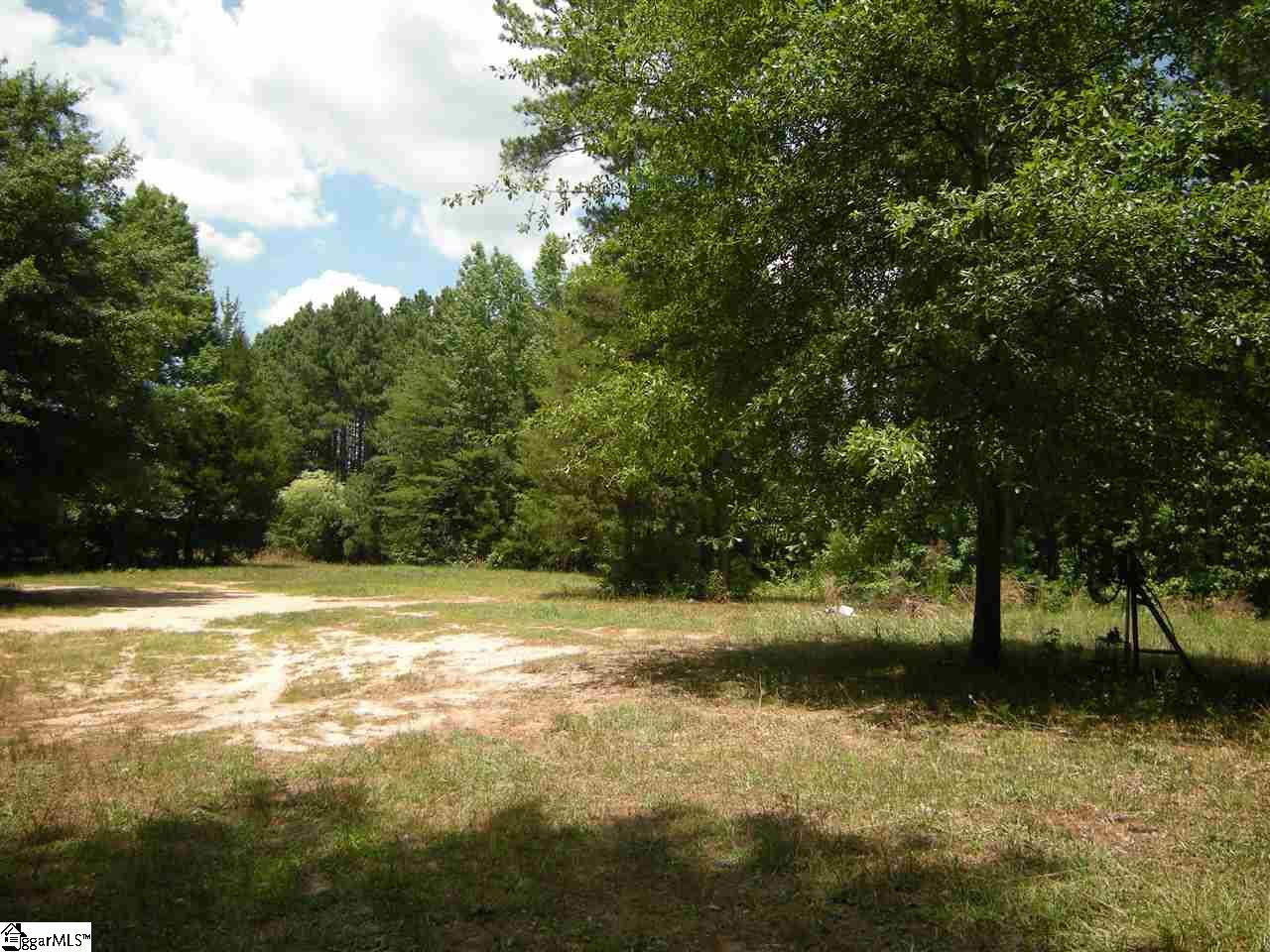 370 Bill Pearson Road Woodruff, SC 29388 - Photo 8 of 13