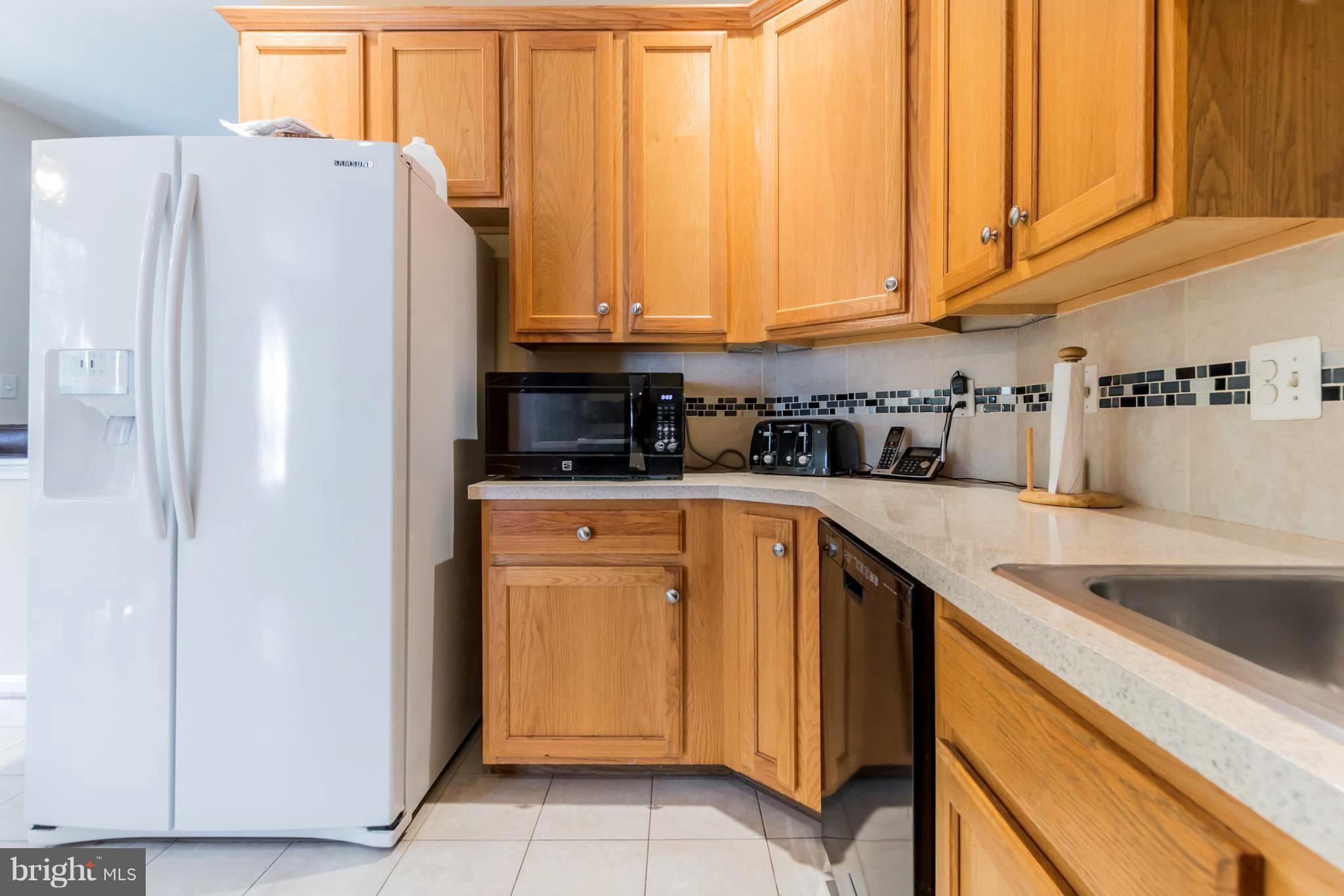 8100 Pepper Ridge Way Gaithersburg, MD 20877 - Photo 8 of 30 Kitchen