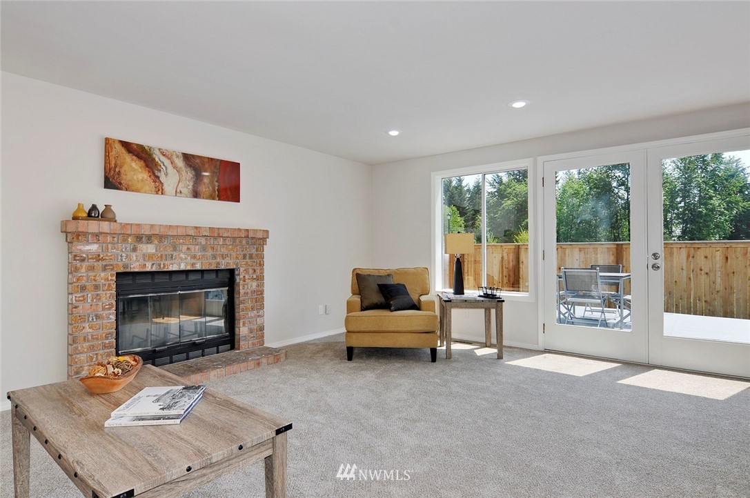 323 Shadow Avenue Northeast Renton, WA 98059 - Photo 11 of 24