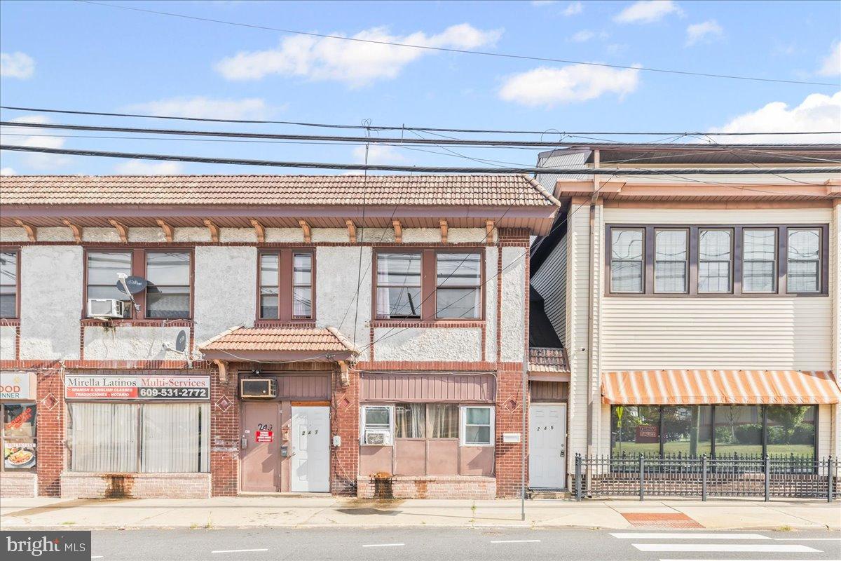 245 Warren Street Beverly, NJ 08010 - Photo 20 of 20 a view of a building entrance