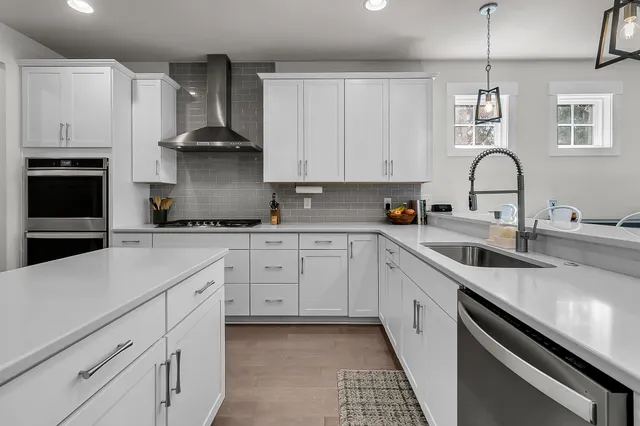 $1,300,000 | 1201 Gannett Road, Mount Pleasant, SC 29464