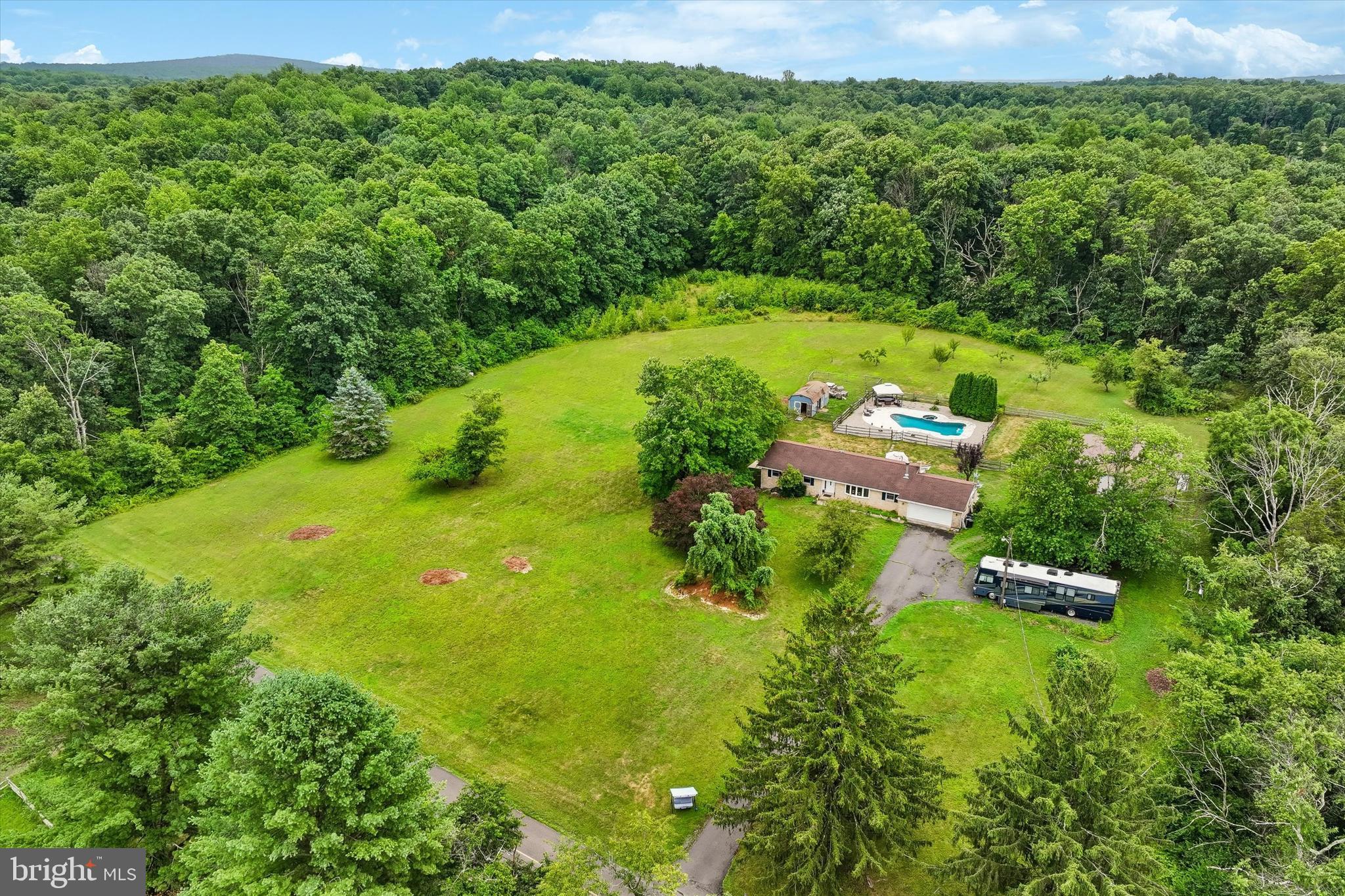 2380 Winding Road Quakertown, PA 18951 - Photo 35 of 35