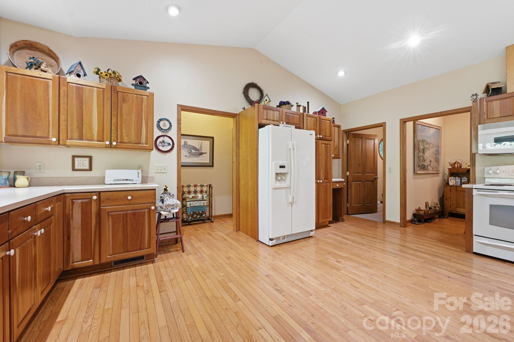 121 Forest Run Road, Unit 121 Whittier, NC 28789 - Photo 16 of 42