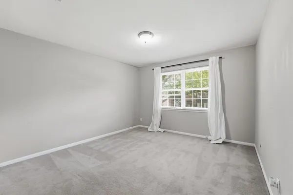 $1,975 | 2325 Triway Lane, Unit 208, Houston, TX 77043