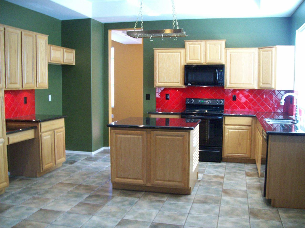 9786 South La Rosa Drive Tempe, AZ 85284 - Photo 13 of 18 Kithchen
