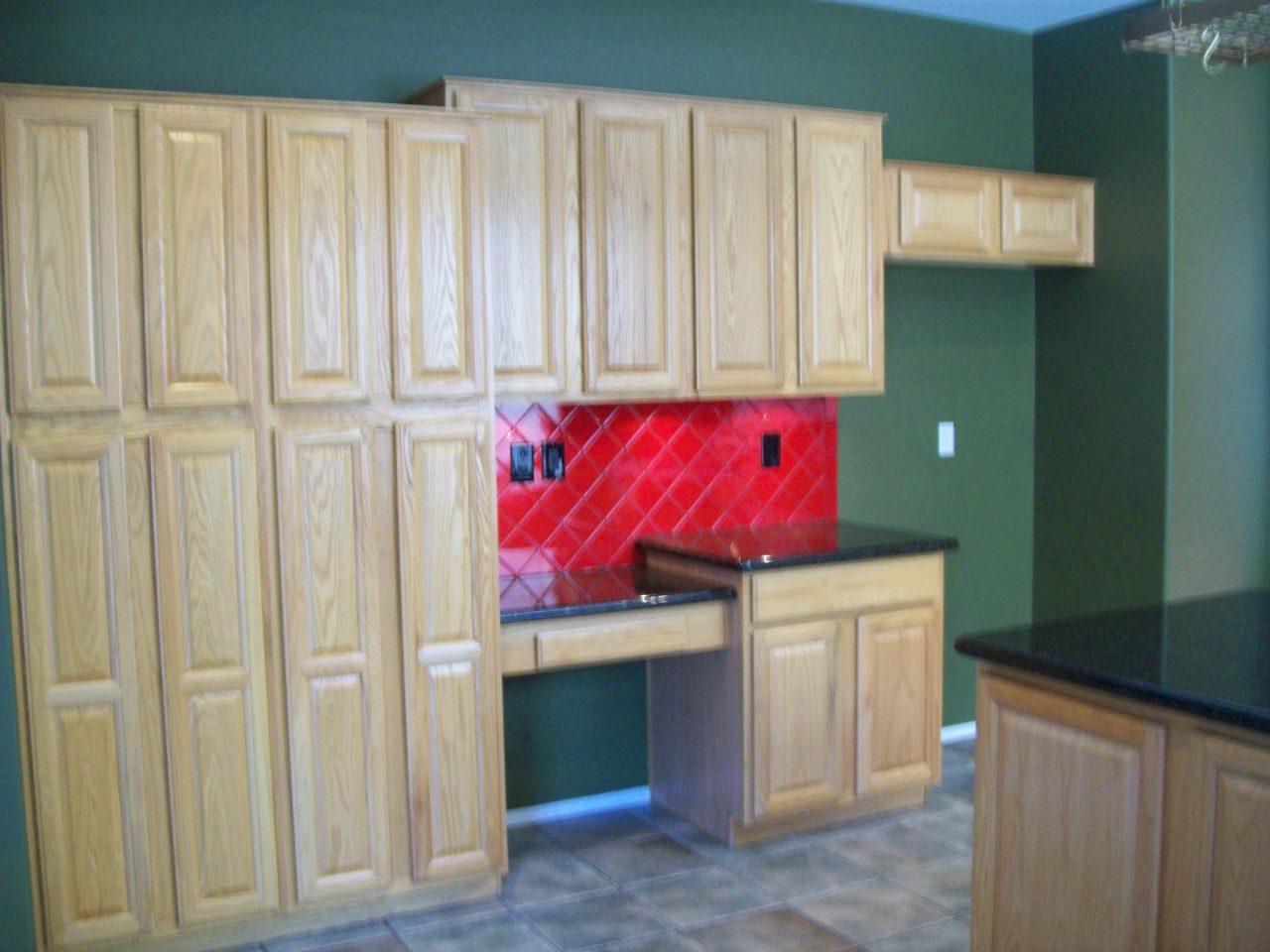 9786 South La Rosa Drive Tempe, AZ 85284 - Photo 15 of 18 Kitchen cabinets