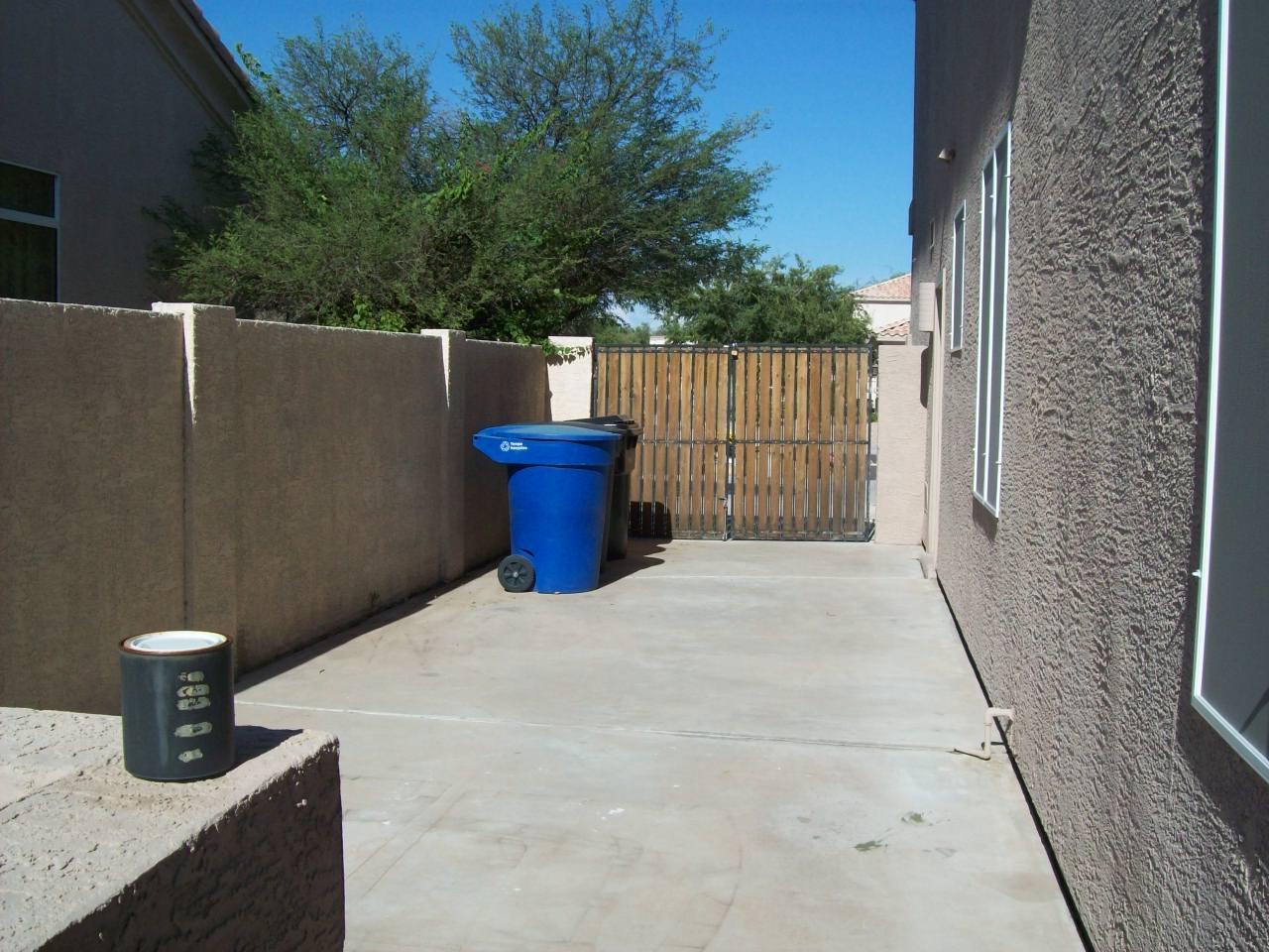 9786 South La Rosa Drive Tempe, AZ 85284 - Photo 18 of 18 RV parking and slab