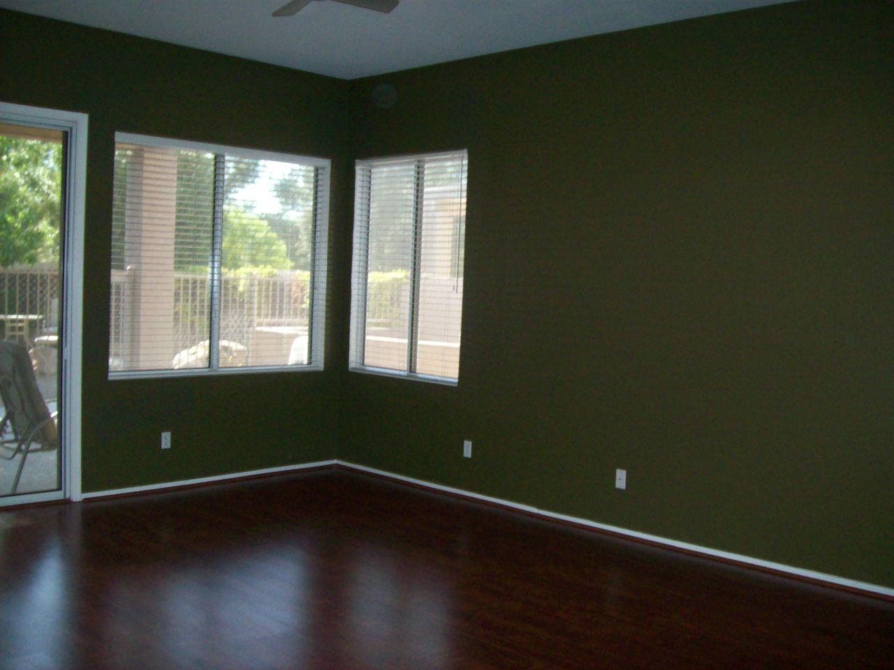 9786 South La Rosa Drive Tempe, AZ 85284 - Photo 5 of 18 Family room