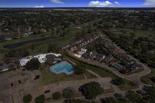 $279,000 | 7671 Ameswood Road, Houston, TX 77095