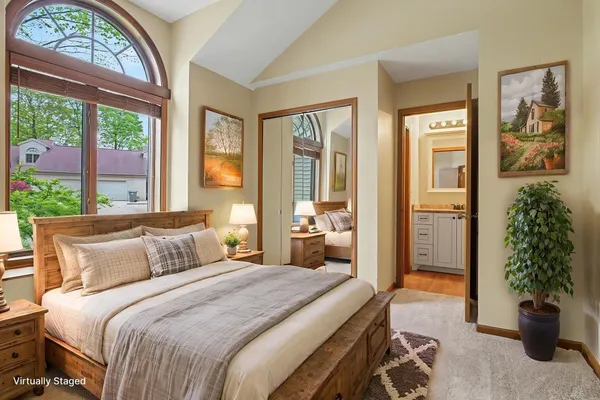 $290,000 | 1 Boulder Court, Nappanee, IN 46550