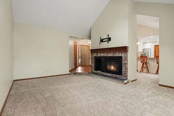 $290,000 | 1 Boulder Court, Nappanee, IN 46550