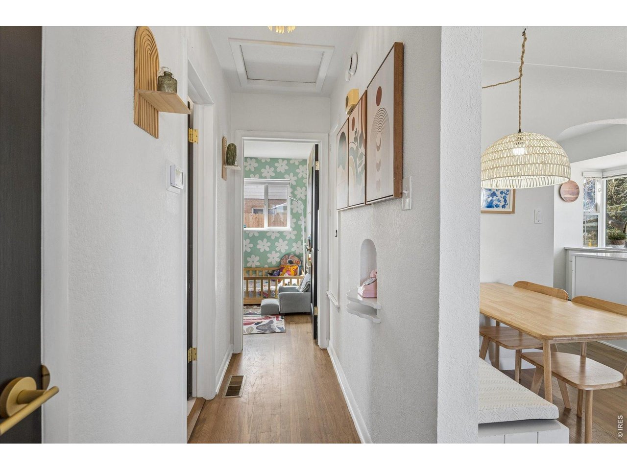 3696 Magnolia Street Denver, CO 80207 - Photo 13 of 29