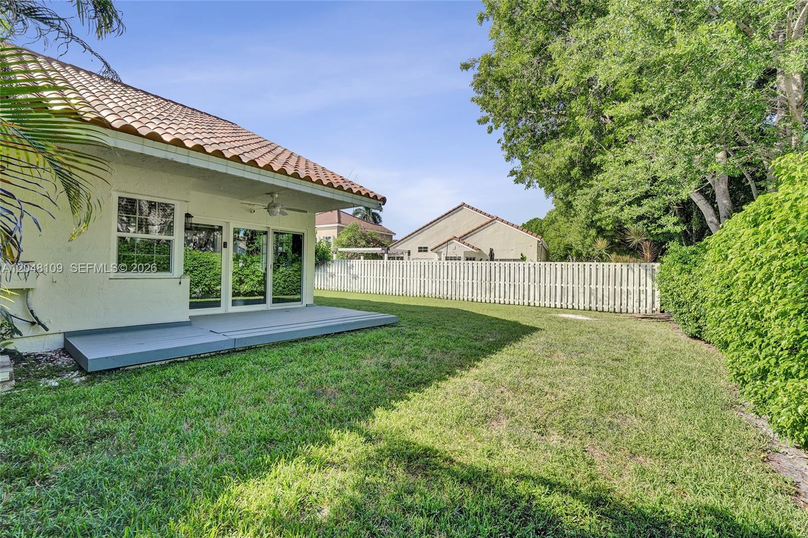 507 Bridgeton Road Weston, FL 33326 - Photo 10 of 79