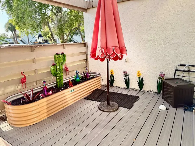 $375,000 | 511 Lakeside Drive, Unit 511, Bradenton, FL 34210