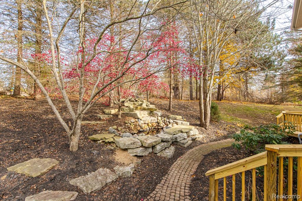 6351 Cherry Tree Court Rochester, MI 48306 - Photo 66 of 80