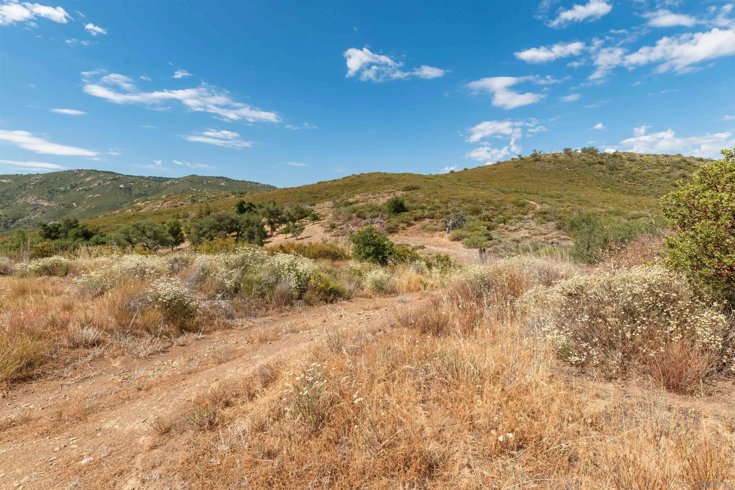 Boulder Creek Road Julian, CA 92036 - Photo 12 of 23 a view of a sky