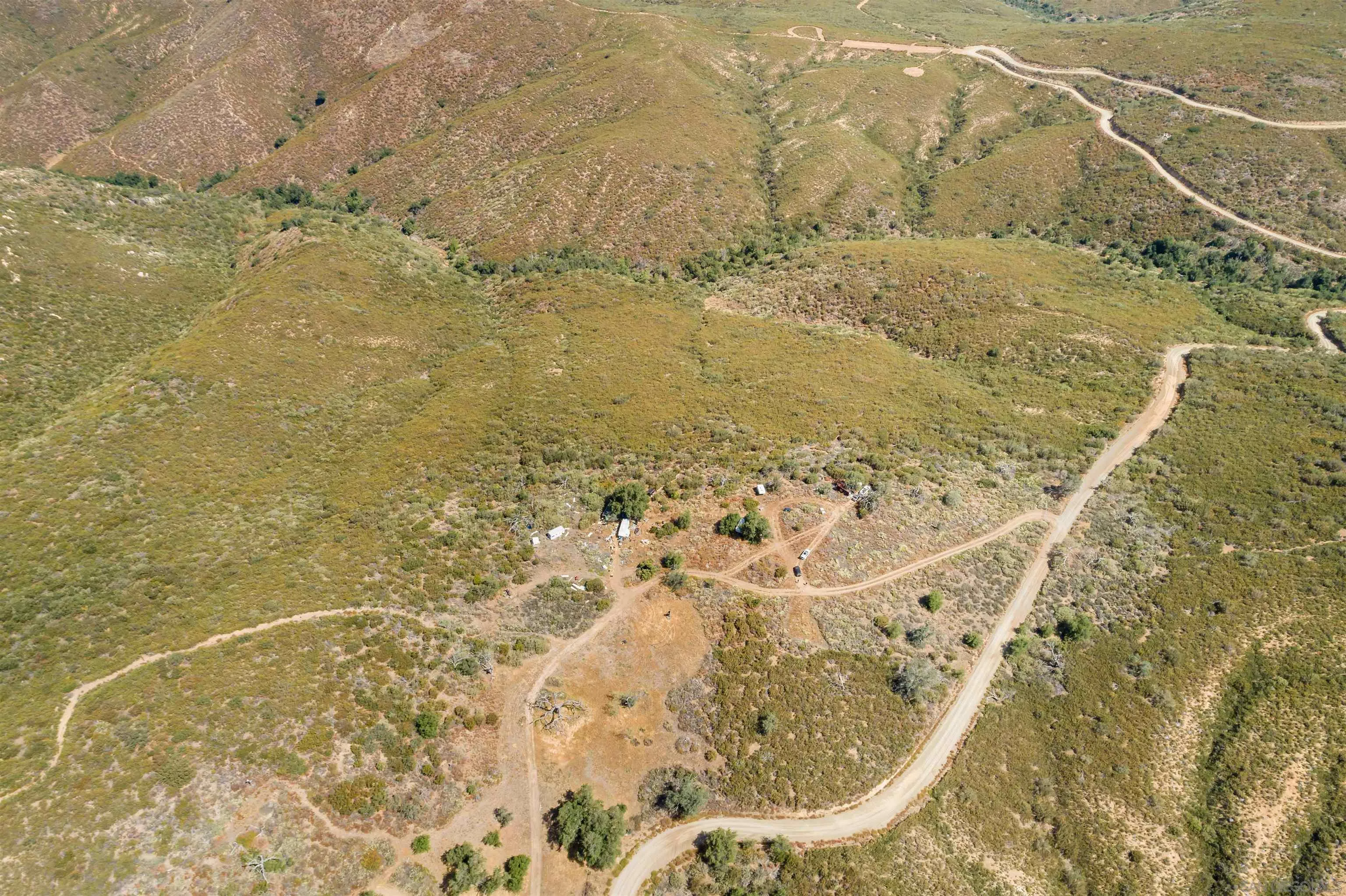 Boulder Creek Road Julian, CA 92036 - Photo 6 of 23 a bathroom with a bathtub
