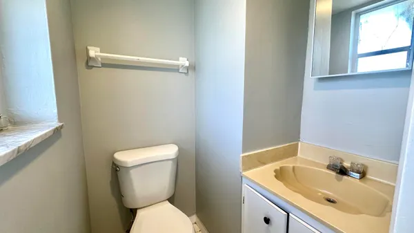 $1,650 | 8040 North Colony Circle, Unit 207, Tamarac, FL 33321