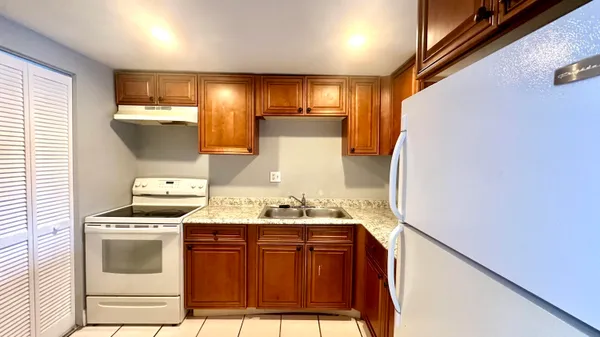 $1,650 | 8040 North Colony Circle, Unit 207, Tamarac, FL 33321