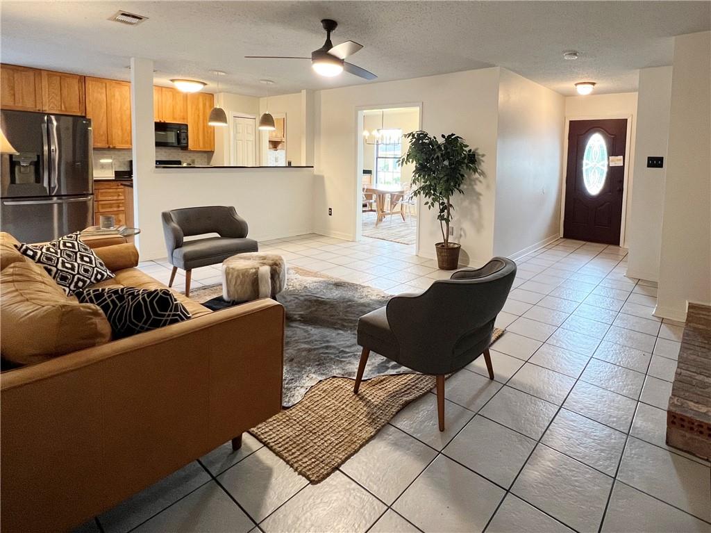 708 Park Ridge Drive River Ridge, LA 70123 - Photo 2 of 15