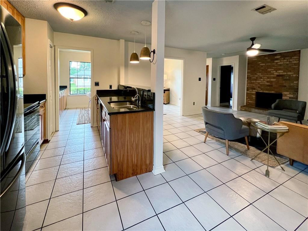 708 Park Ridge Drive River Ridge, LA 70123 - Photo 4 of 15
