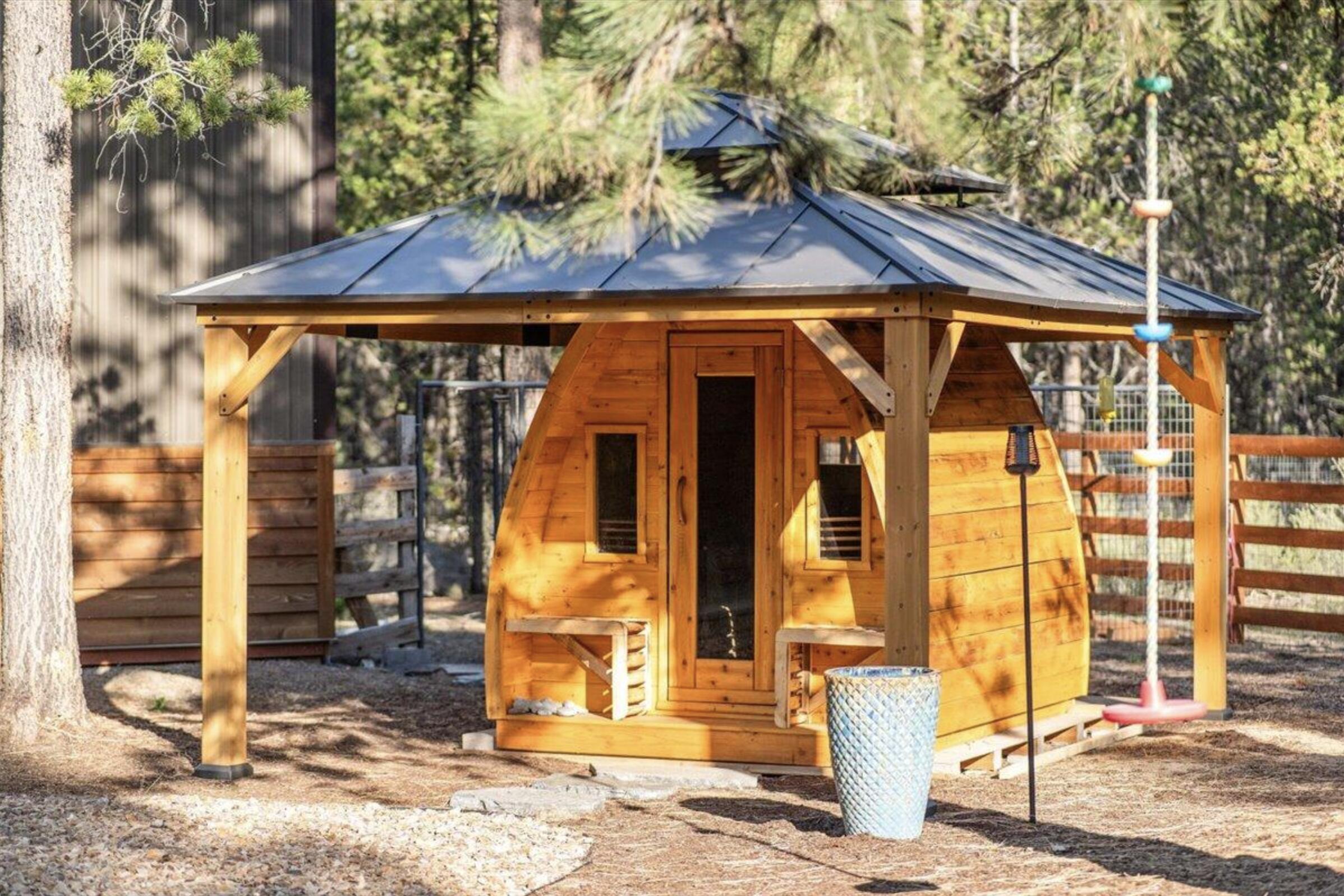 15615 Cornell Road La Pine, OR 97739 - Photo 47 of 54 Sauna