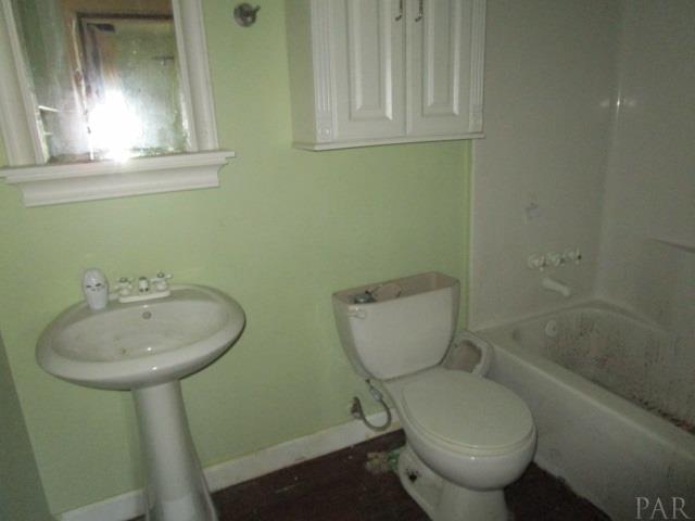 7040 Oakcliff Road Pensacola, FL 32526 - Photo 9 of 13 Gallery Image 9