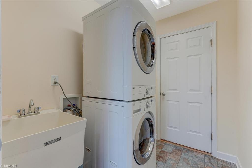 6883 Pritchett Road Browns Summit, NC 27214 - Photo 16 of 30 Gallery Image 16