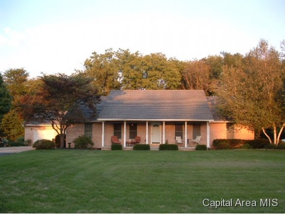 11382 Timber View Lane Athens, IL 62613 - Photo 1 of 20 Gallery Image 1