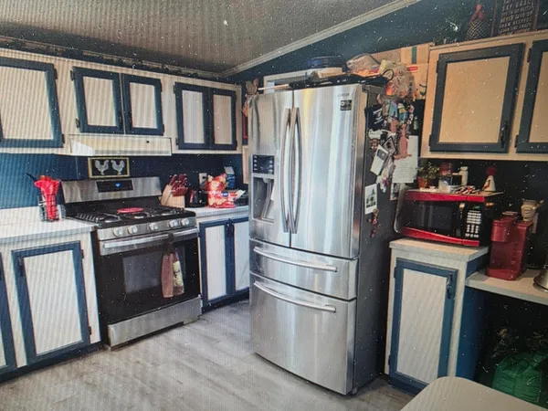 $140,000 | 29510 S Drive North, Springport, MI 49284