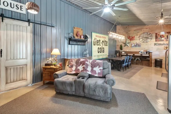 $649,000 | 444 County Road 237, Ganado, TX 77962